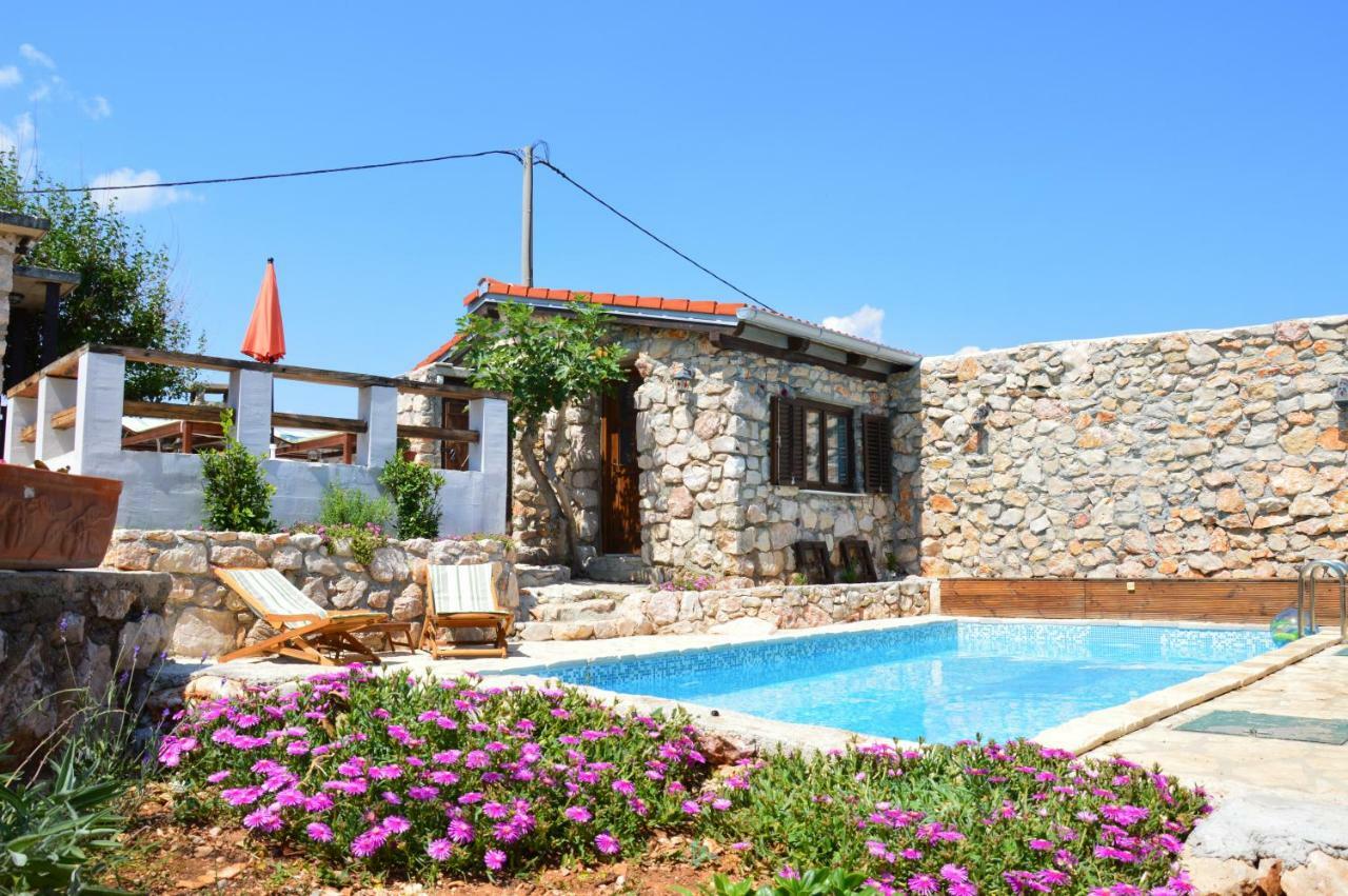 Three Sisters, Absolutely Unique Stone Houses, 200 M From The Beach Rudine  Buitenkant foto